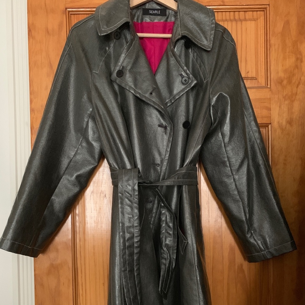✨vintage ✨ Cool Searle silver trench coat 🪐